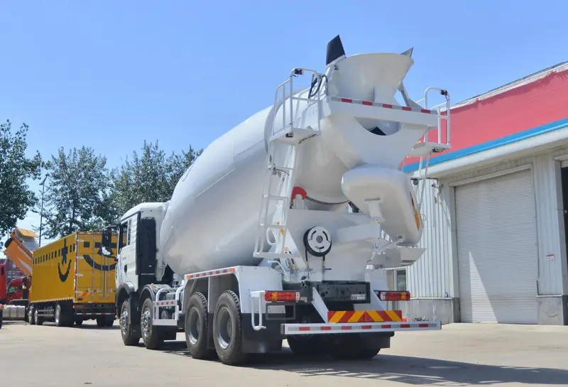 SINOTRUK HOWO SINOTRUK HOWO Product - Rear View - Image 3