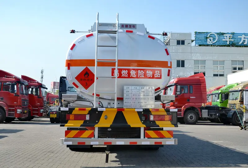 SINOTRUK HOWO SINOTRUK HOWO Product - Rear View - Image 3