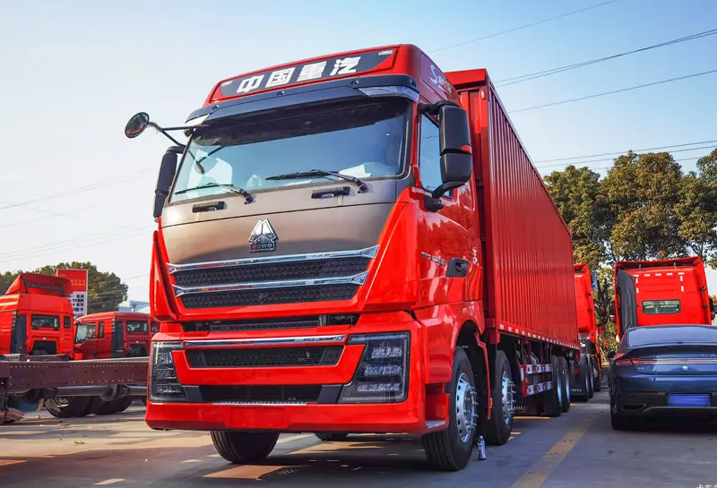 SINOTRUK HOWO SINOTRUK HOWO Product - Side View - Image 2