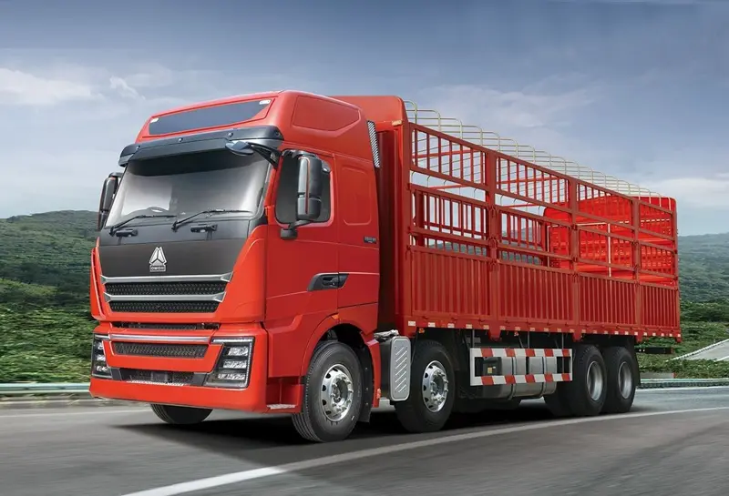 Sinotruk Howo TH7 Cargo Truck China Interior