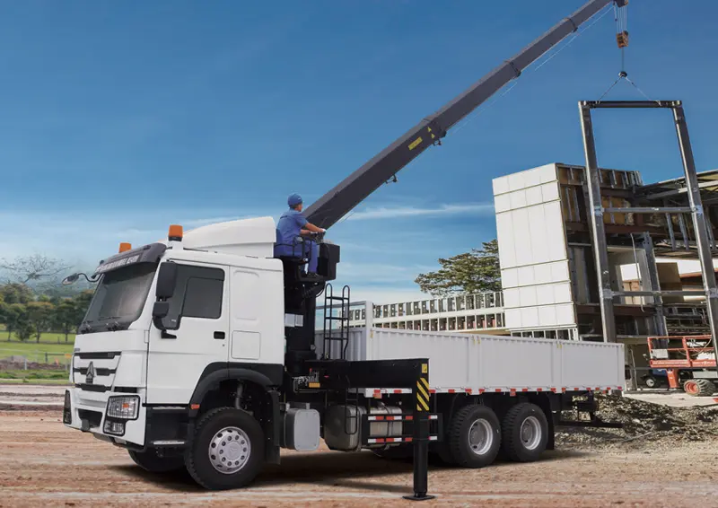 Sinotruk Howo 7 6x4 Crane Truck