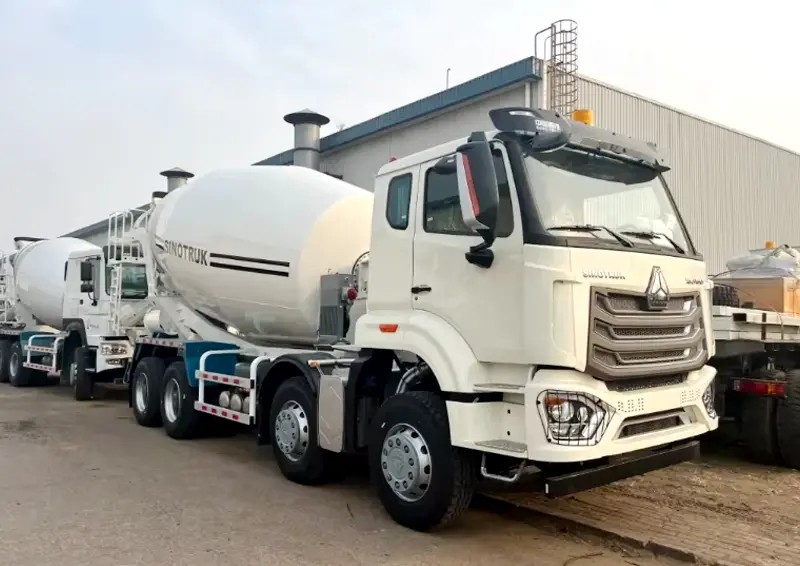 SINOTRUK HOWO SINOTRUK HOWO Product - Rear View - Image 3